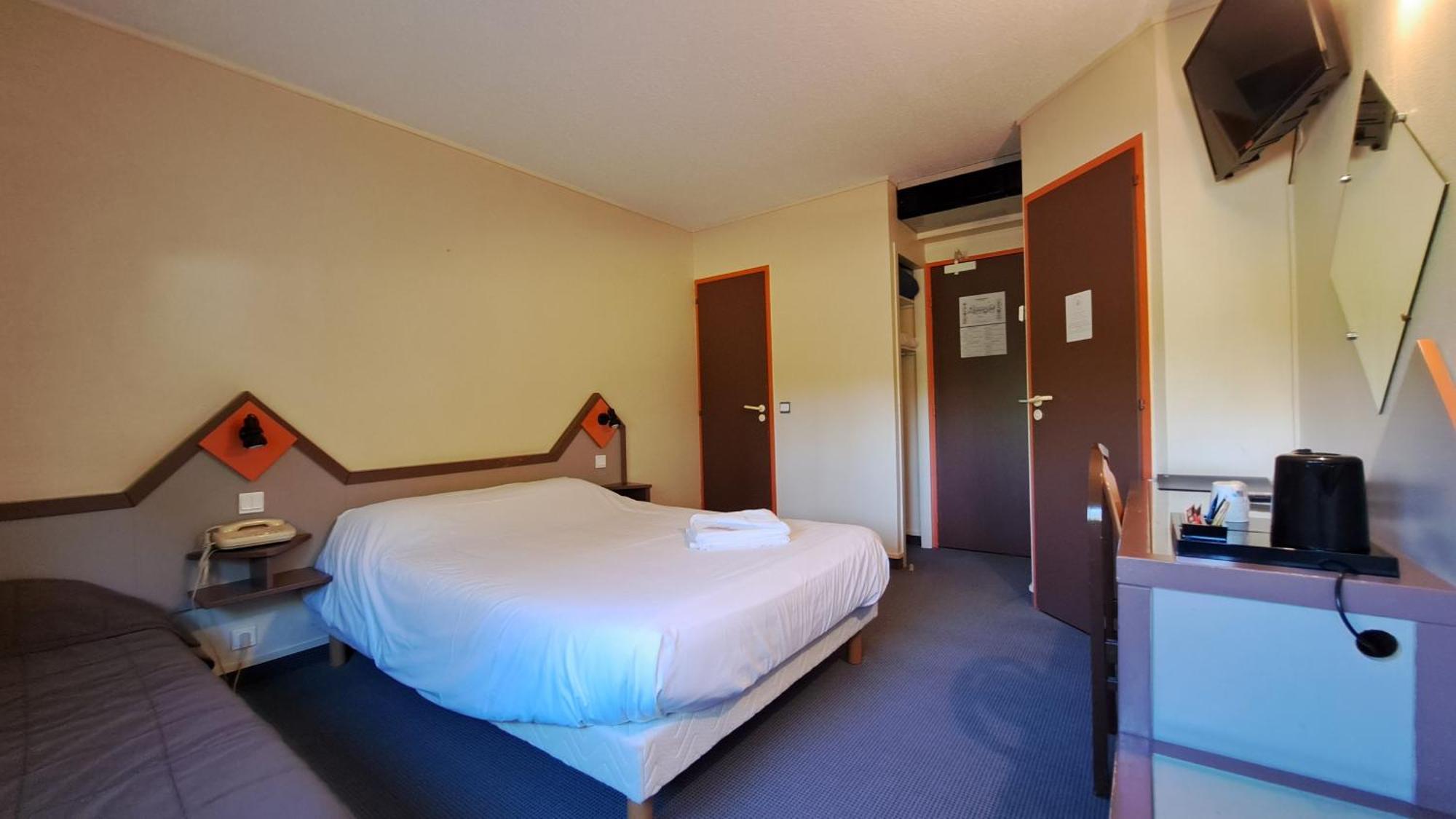 Abor Hotel, Mont De Marsan Saint-Pierre-du-Mont  Экстерьер фото