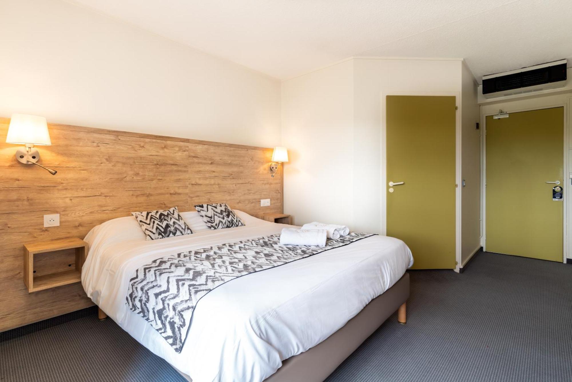Abor Hotel, Mont De Marsan Saint-Pierre-du-Mont  Экстерьер фото